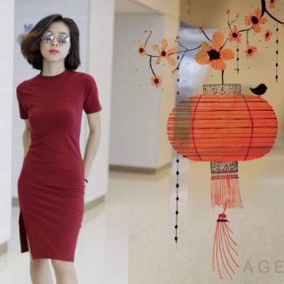 Đầm body xẻ tà AGE2X