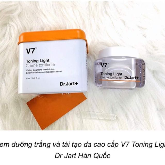 Kem V7 Chính Hãng Hàn Quốc