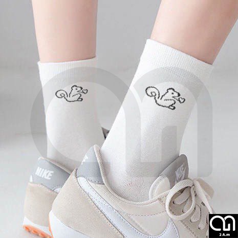 Tất Vớ Cổ Cao Nữ Tone Màu Trắng Họa Tiết Động Vật Dễ Thương Thời Trang Đẹp Vải Cotton