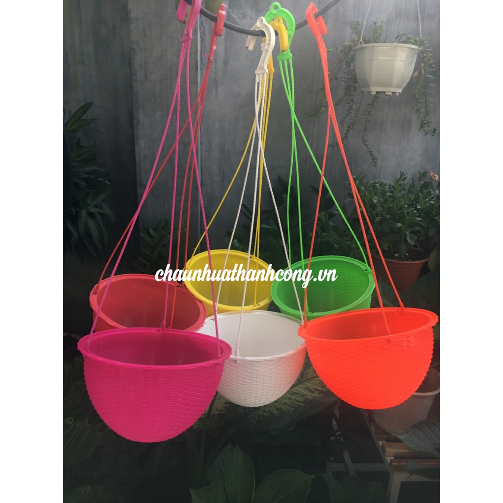 Chậu treo mây đệm miệng vành đủ màu, chất liệu nhựa cứng 22 x 15cm