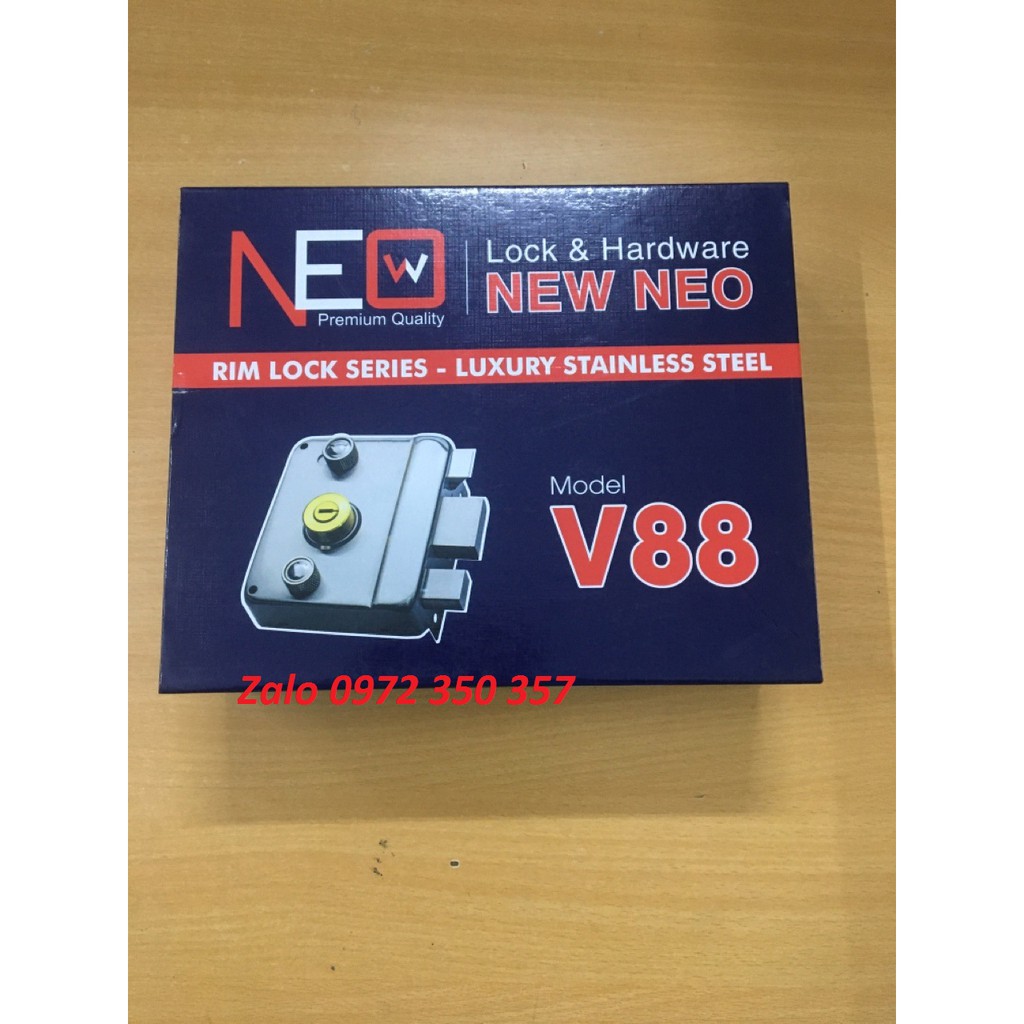 Khóa cổng cửa sắt V88, có hình thực tế