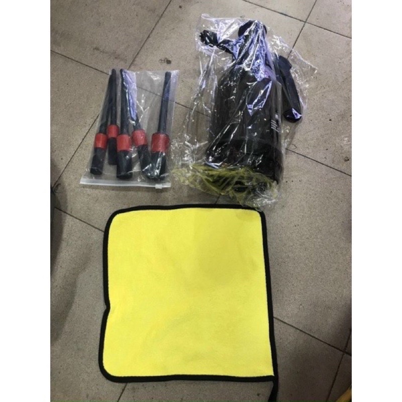 Bộ Vệ Sinh Xe Máy BZ+Bộ Cọ+Khăn Lâu+Chai Xịt