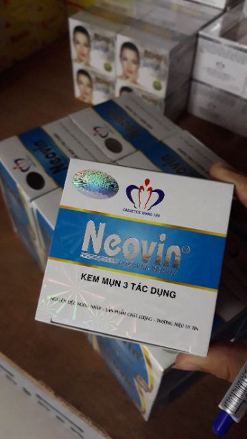 Kem mụn 18g NEOVIN