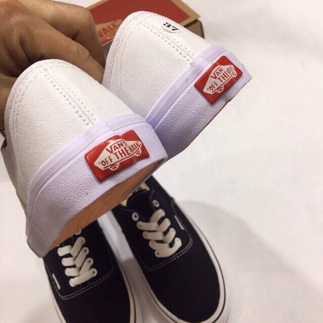 GIÀY THỂ THAO NAM NỮ