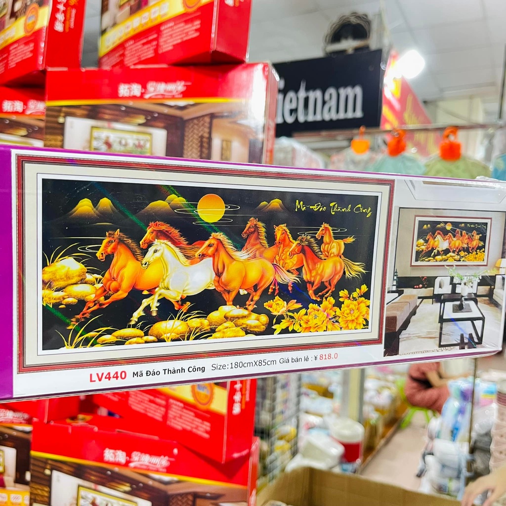 Tranh đính đá mã đáo thành công KT:180x85cm. Tranh gắn đá chưa gắn.