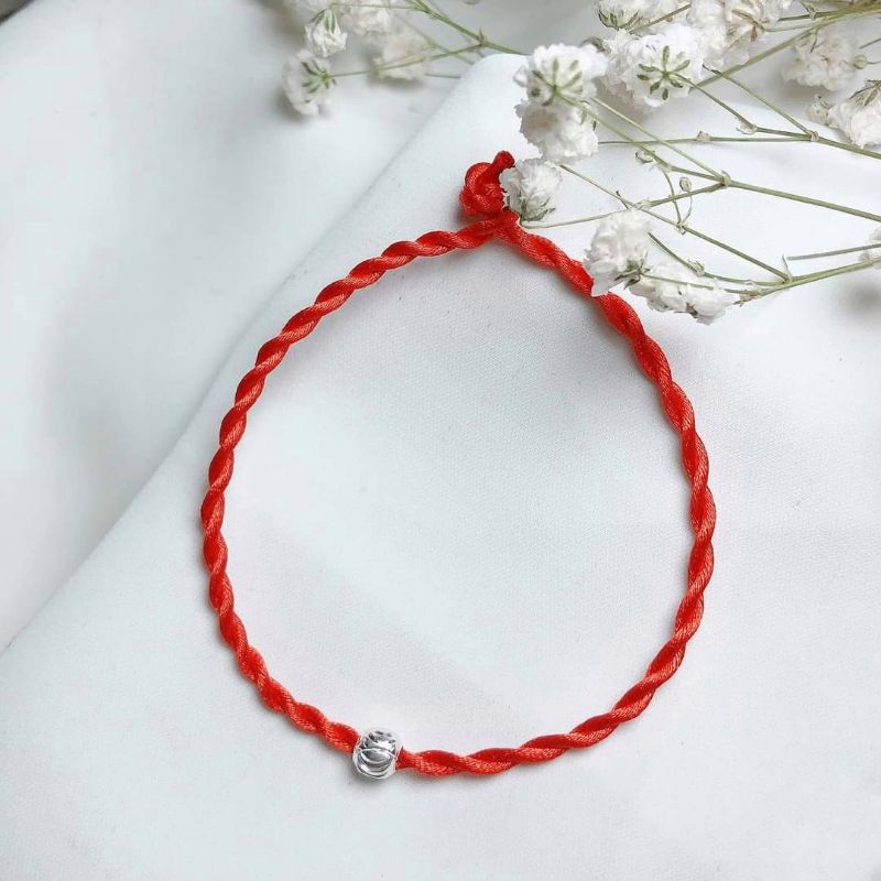 Vòng tay bạc nữa DaLiA Jewelry chỉ đỏ bi bạc, lụa xoắn, xinh xắn và may mắn, lắc tay bi VT001