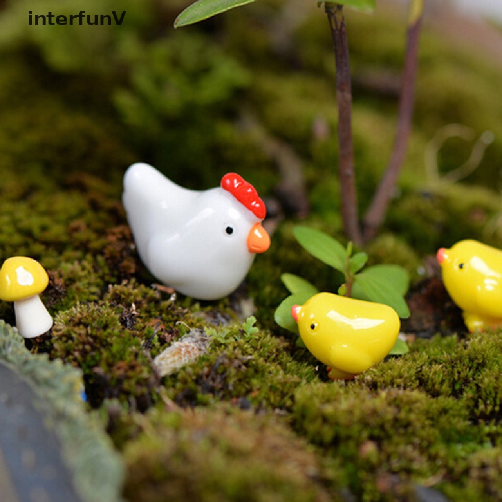 Mô Hình Chú Gà Mini Bằng Nhựa Resin Trang Trí Sân Vườn