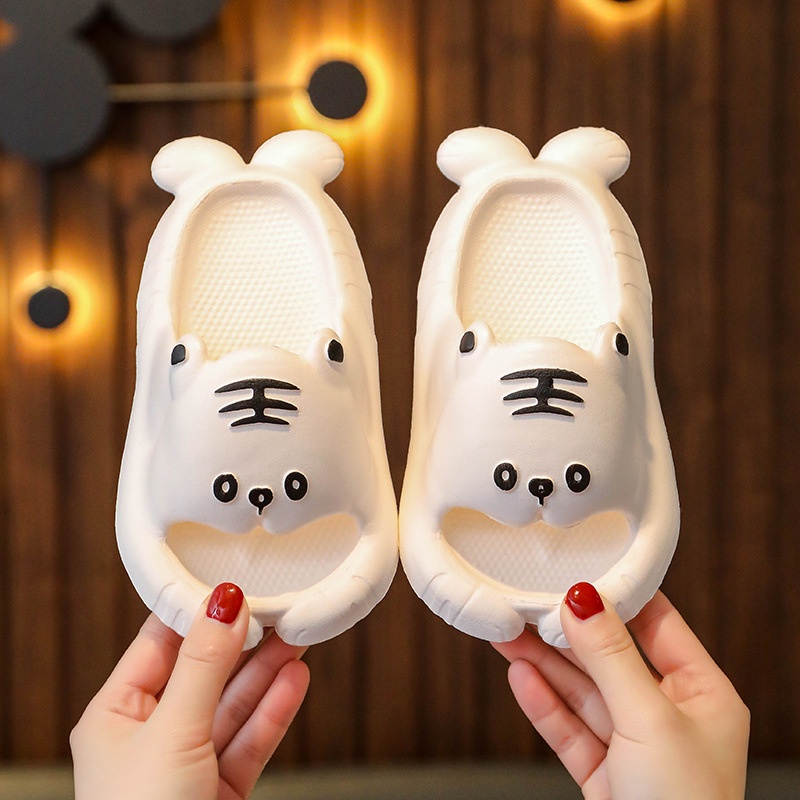 Dép Đi Trong Nhà Đế Mềm Chống Trượt Cỡ Lớn / Vừa / Nhỏ Họa Tiết Hoạt Hình Dễ Thương Thời Trang Mùa Hè Cho Bé Trai Và Gái