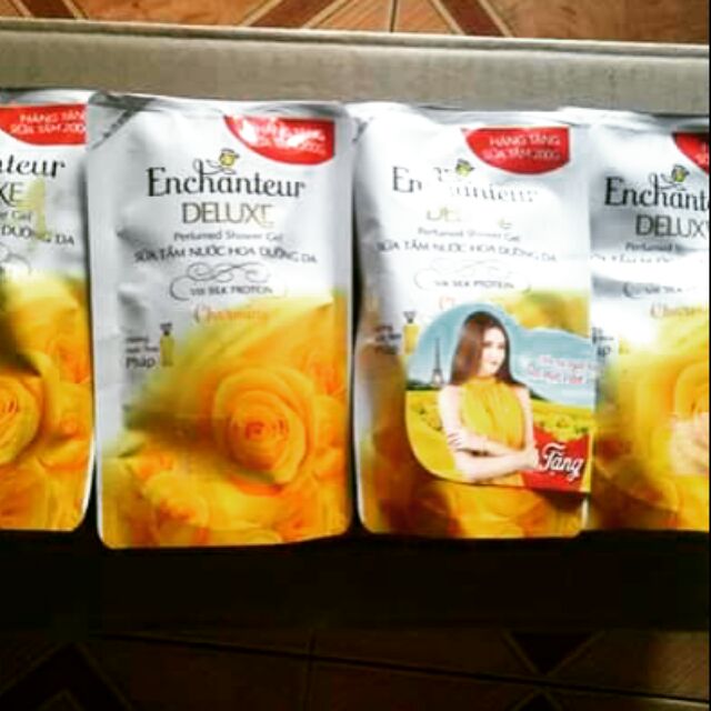 Sữa tắm ENCHANTER 200ml