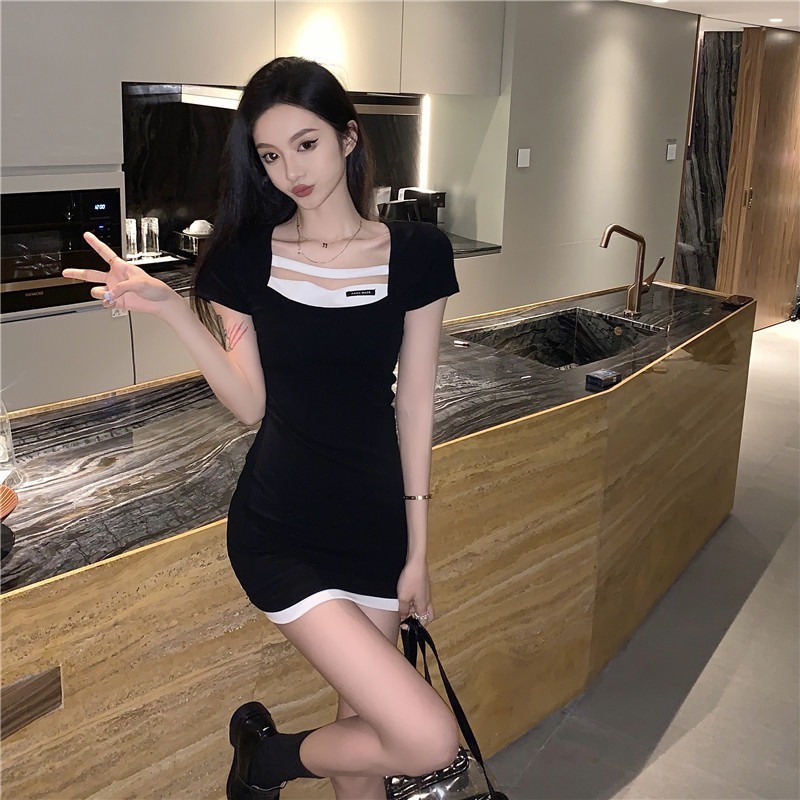 Đầm Đen Dáng Ôm Trẻ Trung Quyến Rũ Dành Cho Nữ