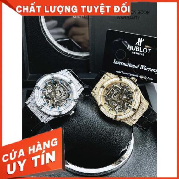 Đồng hồ cặp 2 chiếc nam máy cơ. HubIot size 42mm bảo hành 5 năm.