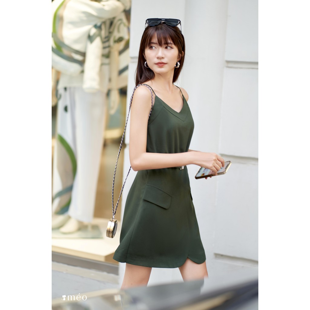 Bộ liền jumsuit Méo shop hai dây dáng ngắn Vonra