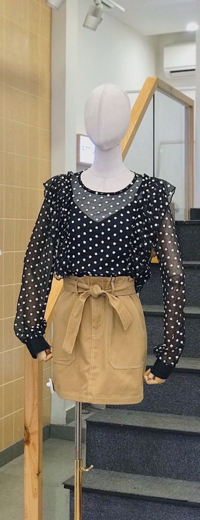 Chân váy kaki nâu chữ A cột nơ | BigBuy360 - bigbuy360.vn