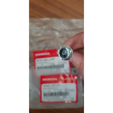 Ốc bắt nắp cam tròn xe Dream, Wave Honda