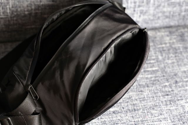 TÚI ĐEO CHÉO VÀ BAO TỬ LACOSTE SIÊU ĐẸP