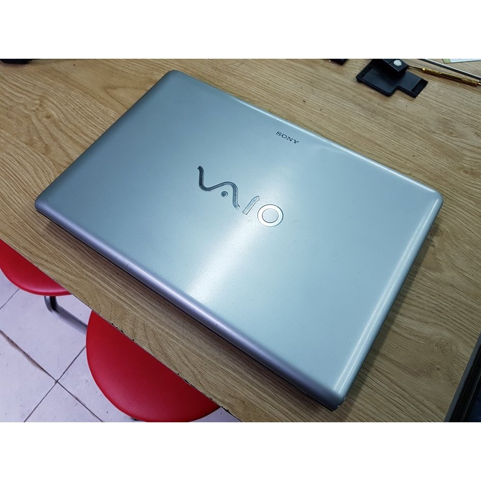 Laptop Cũ Sony Vaio EA Trắng Core i5/Ram 4Gb Chơi Game Đồ hoạ Ngon