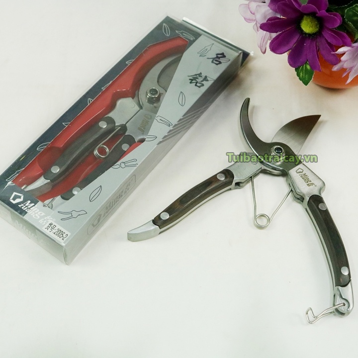 Kéo cắt cành Nhật Bản cao cấp - K65