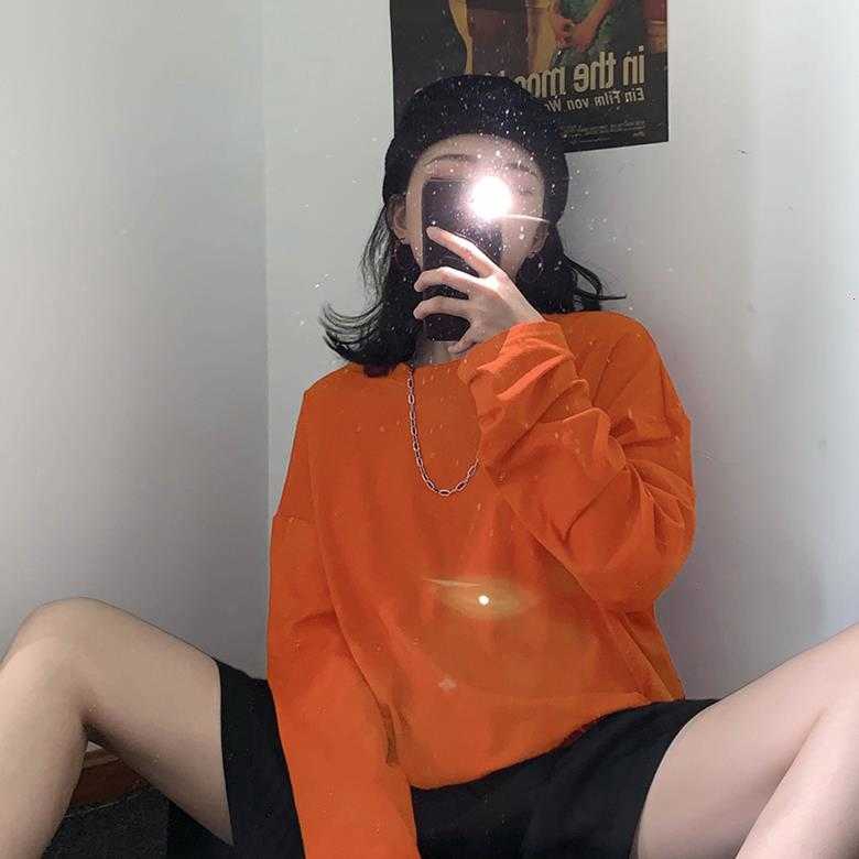 Áo thun tay dài dáng rộng phong cách Hàn Quốc cho cặp đôi | BigBuy360 - bigbuy360.vn