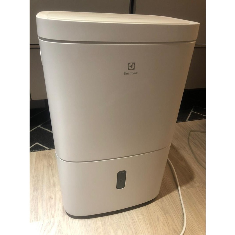 Máy hút ẩm Electrolux 20L EDH10TRBW1 Điện Máy Hải Đăng HN