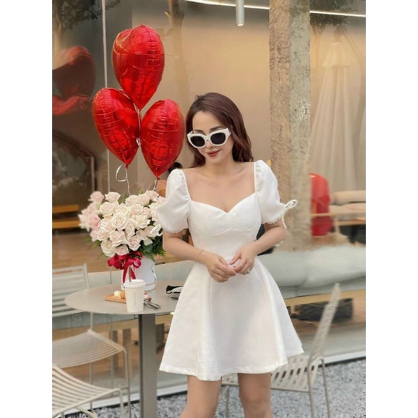 Đầm gân cổ vuông tay bo