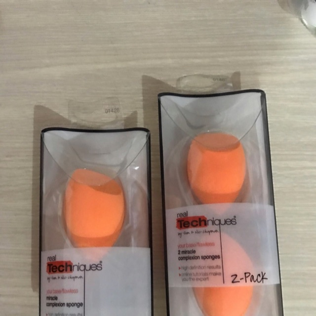 Mút trang điểm Real Techniques Sponge
