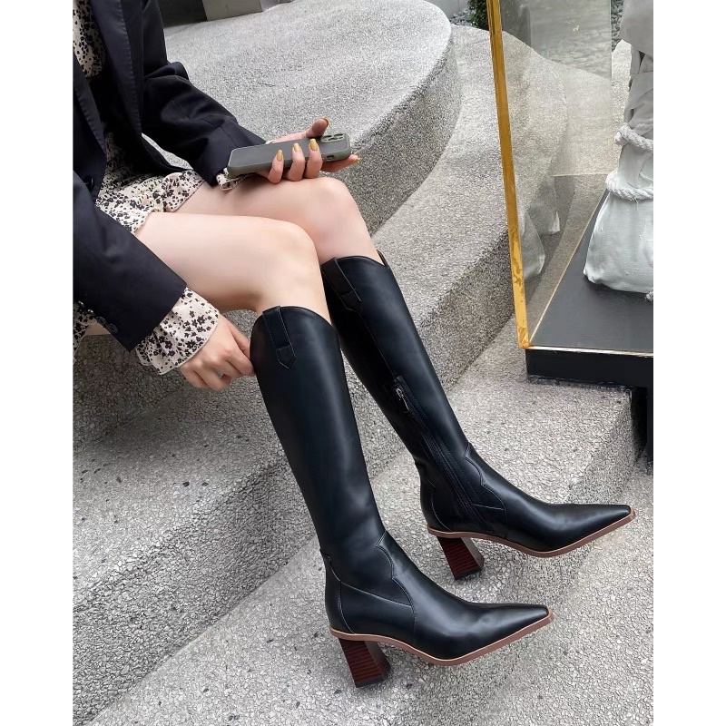 (Có sẵn) Boot cổ v có quai dành cho 1m50 cao 7cm | BigBuy360 - bigbuy360.vn