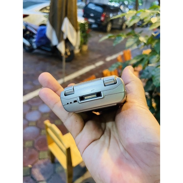 NGUYÊN ZIN, chính hãng điện thoại cổ Sony ericsson p990i