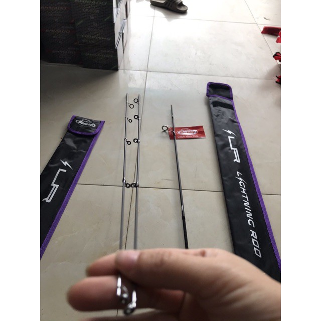 Cần 2 ngọn berkley 1m68 và 1m8 2 ngọn UL và XUL và 2m1,2m4 là 2 ngọn ML và M hàng  hót