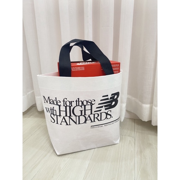 Có sẵn - Túi tote NB chính hãng