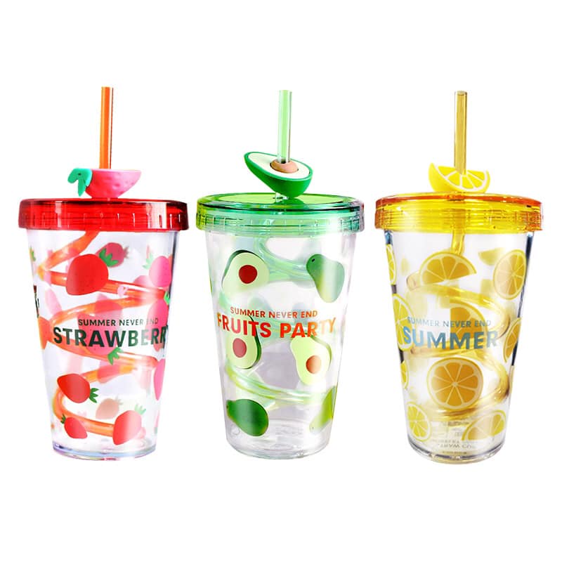 LY NƯỚC NHỰA HÌNH BƠ, DÂU 300ml