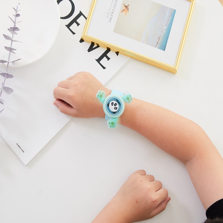 [Đồ chơi thông minh] Đồng hồ đeo tay chống muỗi silicon dạ quang cho bé Master Kids