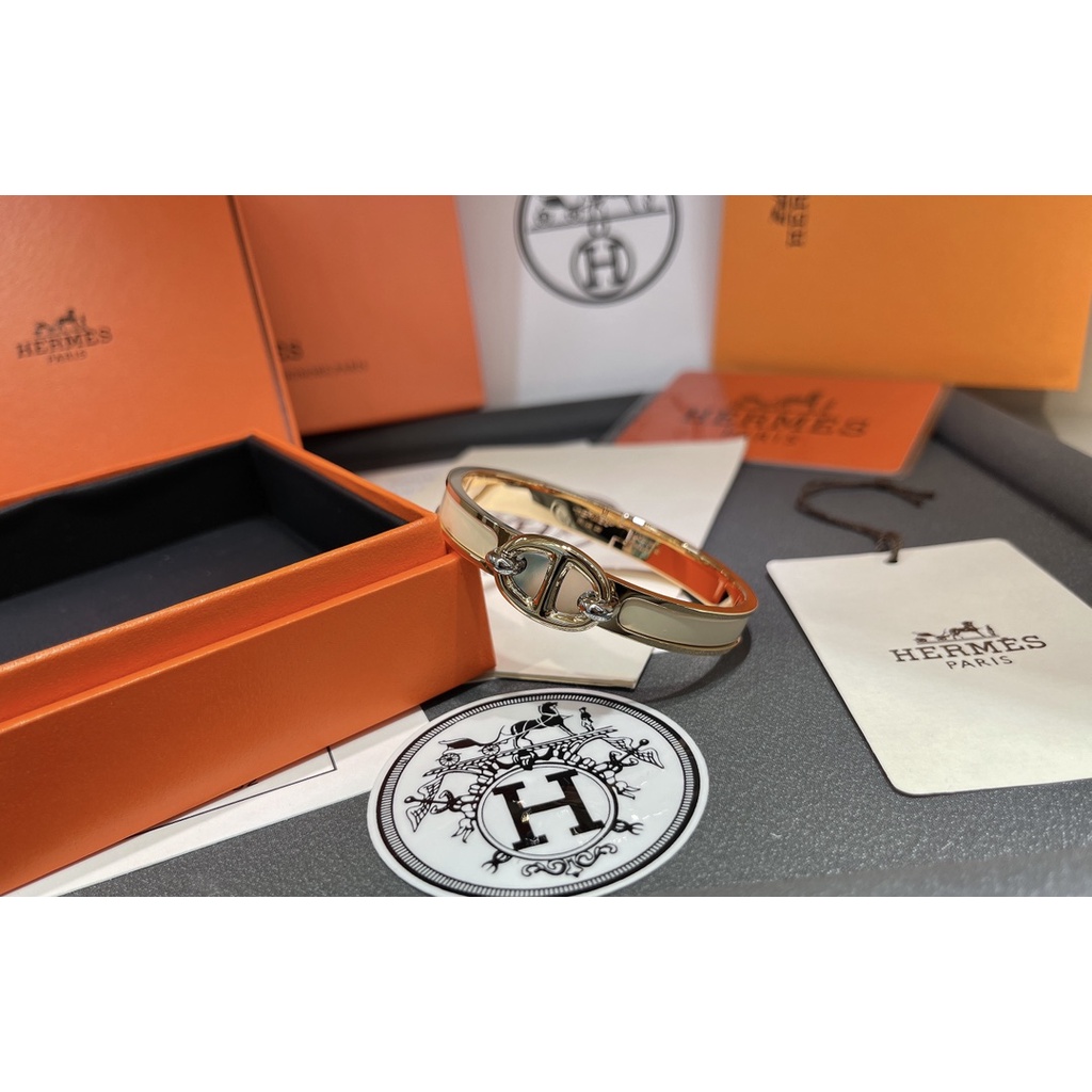 Vòng tay thời trang nữ cao cấp Hermes HM sành điệu, thanh lịch và cá tính