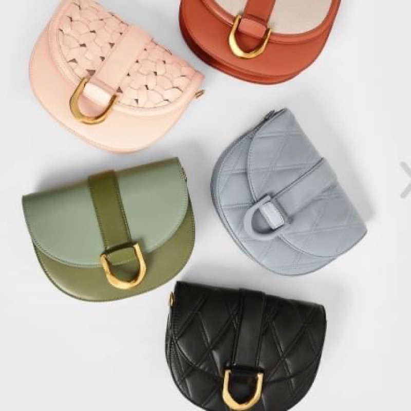 Túi yên ngựa bán nguyệt