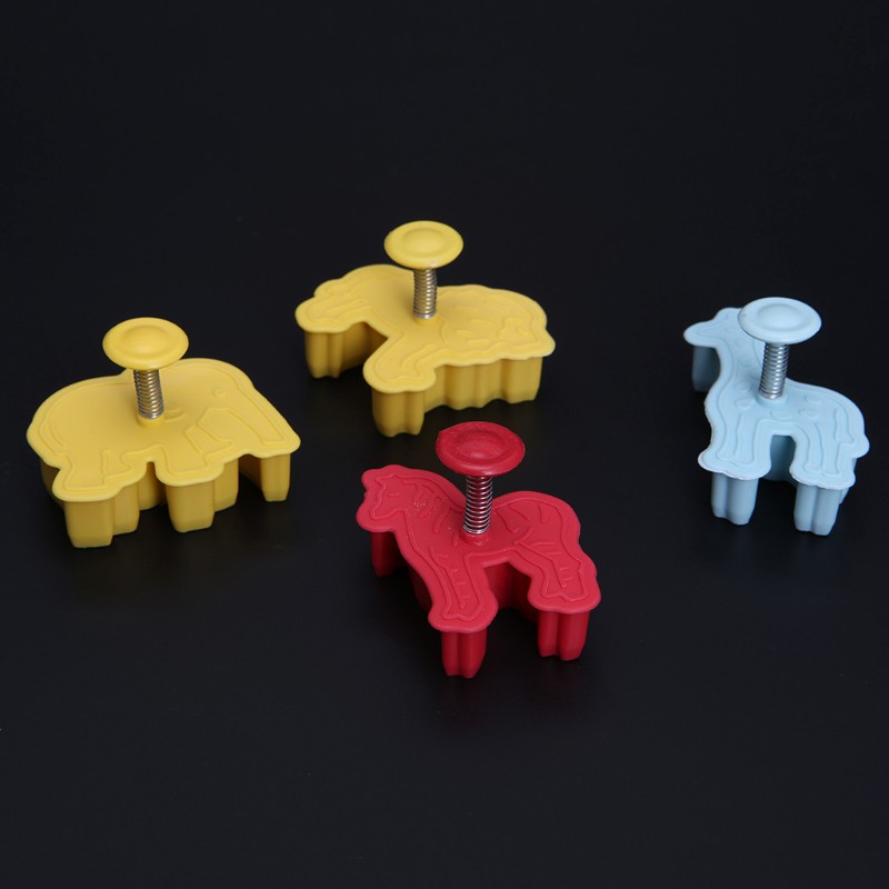 Bộ 4 khuôn làm bánh quy hình con vật 3d xinh xắn