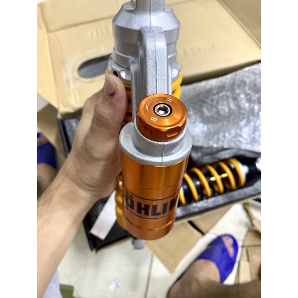 Phuộc sau Ohlins bình dầu lắp Wave, Dream… tăng chỉnh trên dưới. Đầy đủ phụ kiện