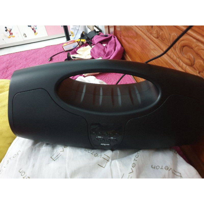 loa bluetooth Zealot 40 W P1 chống nước IPX5 tích hợp mic có đây karaoke mới mua nhưng không có nhu cầu