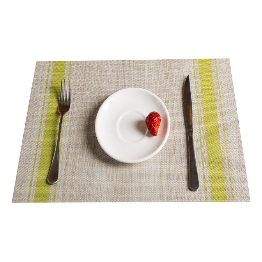 Tấm lót bàn ăn chữ nhật cách nhiệt trang trí bàn ăn nền kem viền kẻ sọc