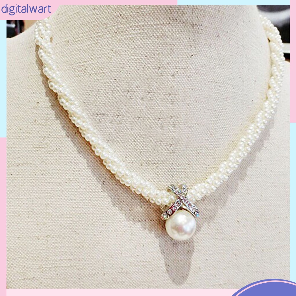 Vòng cổ thiết kế đính ngọc trai nhân tạo sang trọng quý phái dành cho nữ