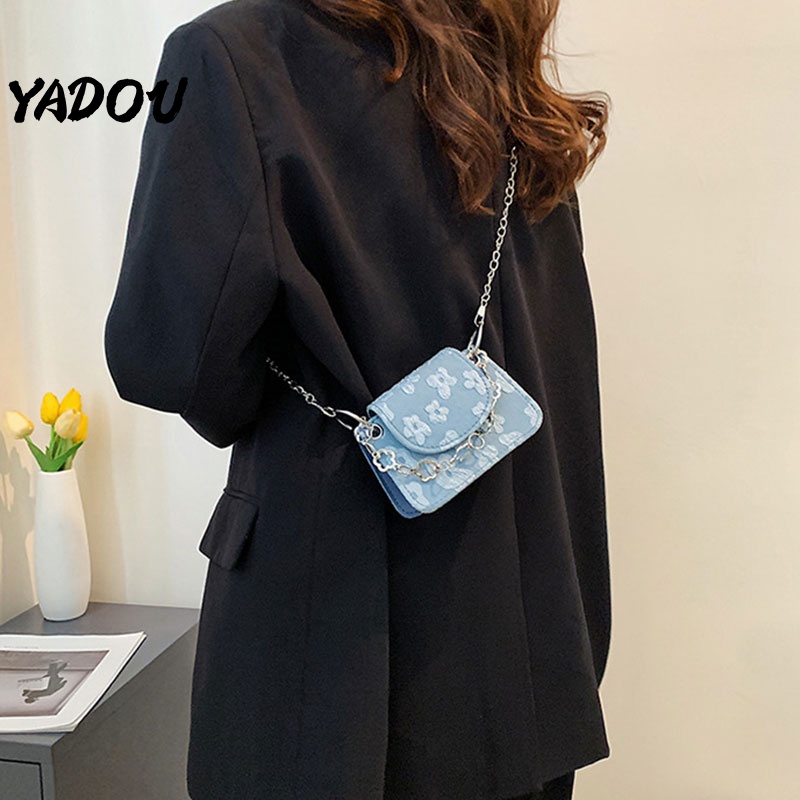 Túi Đeo Chéo mini  hình vuông phối dây xích nhỏ gọn xinh xắn dành cho nữ