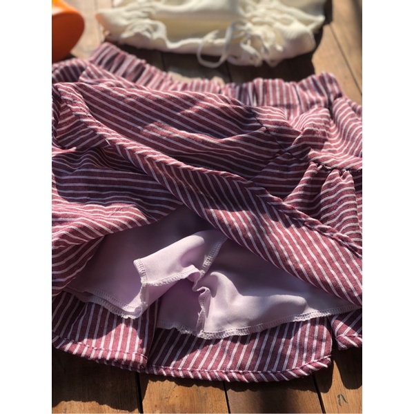 Chân váy xoè lolita hai tầng kẻ sọc lưng thun có quần bảo hộ xinh xắn
