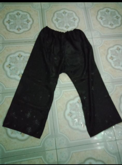 Quần gấm hoa cho bà