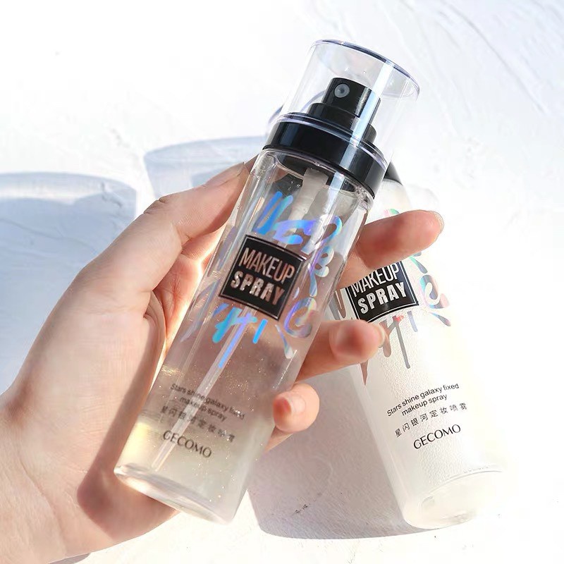 Xịt khóa nền khóa lớp trang điểm bắt sáng - Cố định lớp make up