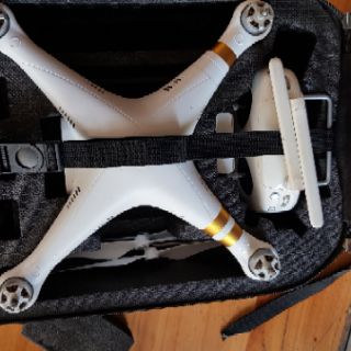 Vỏ flycam phantom 3pro kèm 1 đôi càng