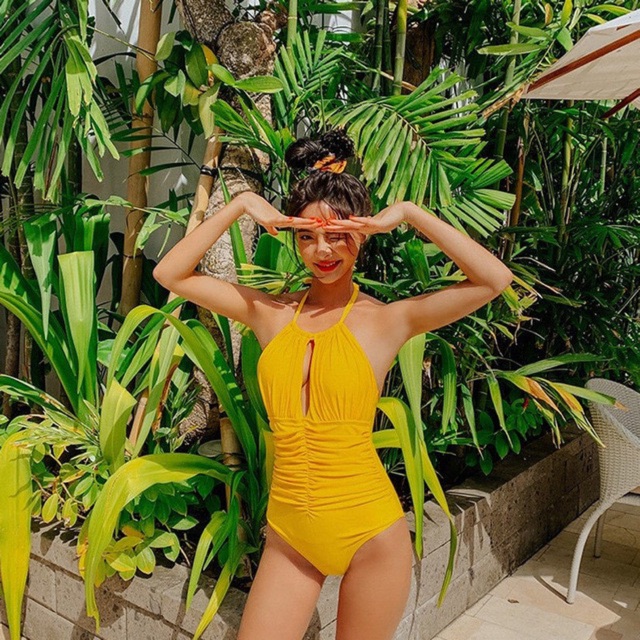 Kimstore_bikini: Bikini vàng khoét ngực siêu sexy