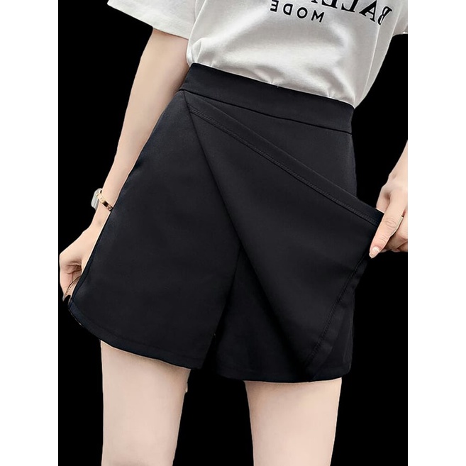 Quần nữ giả váy ngắn màu đen chữ A vạt chéo cạp chun chất vải umi - Quần short nữ cá tính thể thao mặc ở nhà công sở
