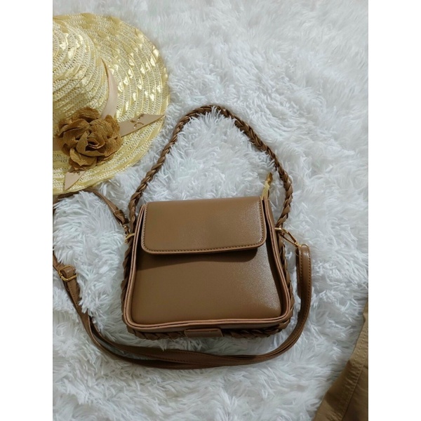 Túi Đeo Chéo Nữ Hàn Quốc Da Lì Quai Sam