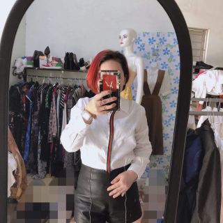 Áo sơ mi trắng