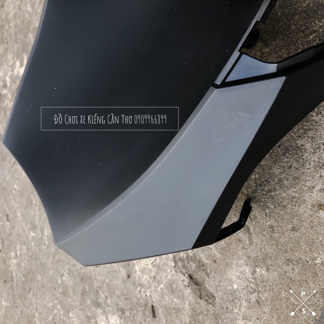NHỰA NHÁM CHẮN BÙN TRƯỚC VARIO