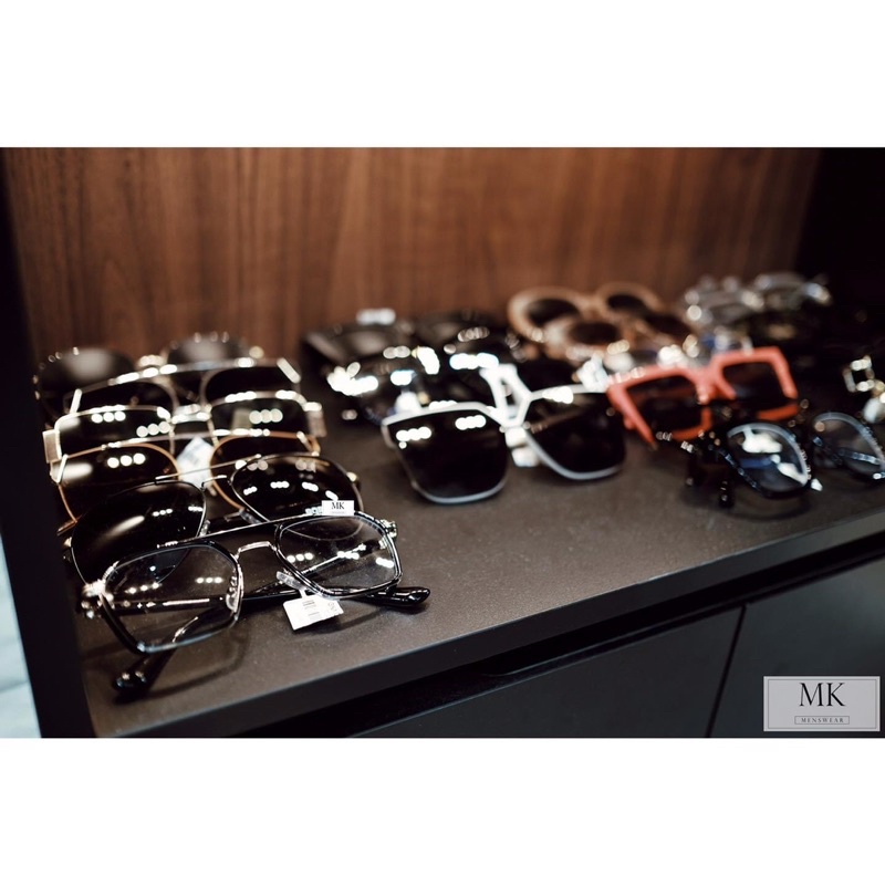 Kính mát thời trang nam . | BigBuy360 - bigbuy360.vn