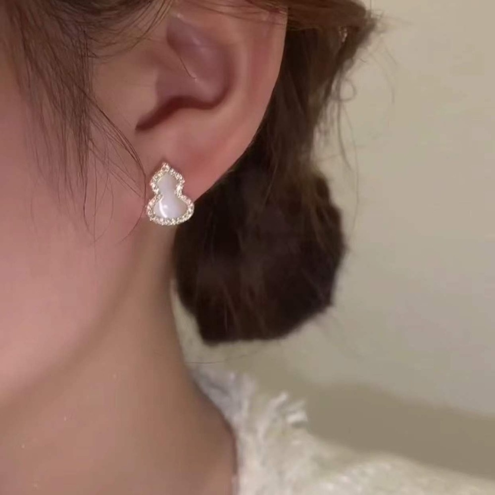 Bông Tai Nhỏ Hình Hồ Lô Phong Cách Hàn Quốc Cổ Điển Thời Trang Cho Nữ